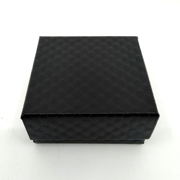 Swarovski Crystal V Pendant‎ Necklace Sterling Silver Chain w/ Gift Box NEW - Picture 7 of 7